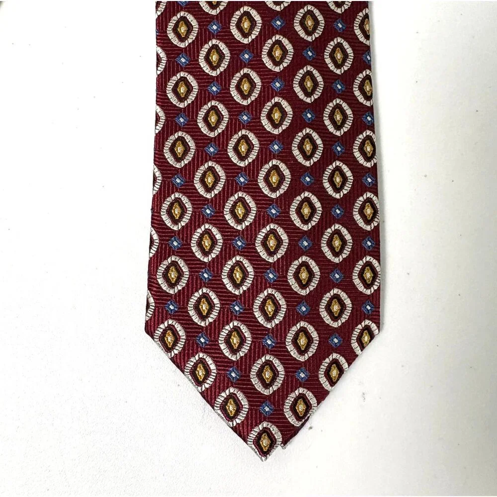 Jos A Bank Tie 100% Silk Necktie Maroon Gold Geometric‎ Medallion Print